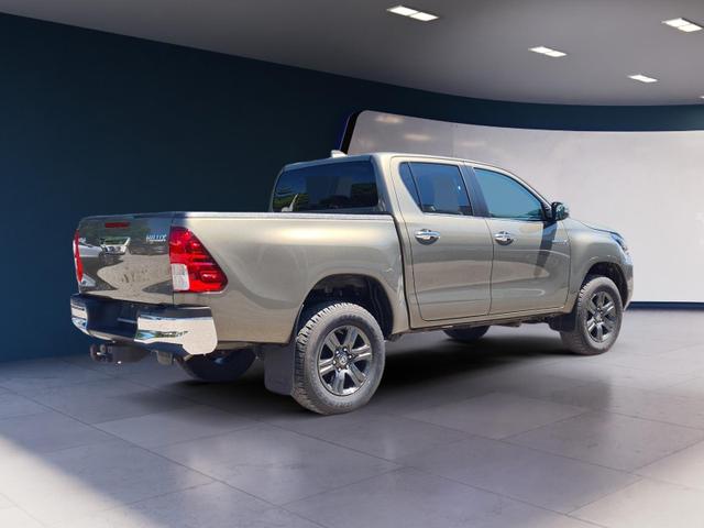 Toyota Hilux Double Cab Comfort 4x4 2.4D DoubleCab AHK RSA PCS LDA 