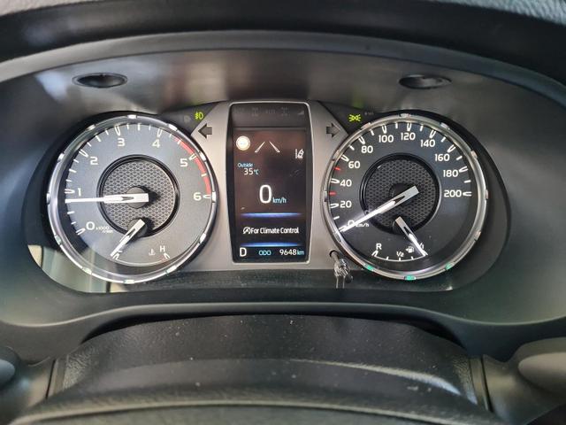 Toyota Hilux Double Cab Comfort 4x4 2.4D DoubleCab AHK RSA PCS LDA 