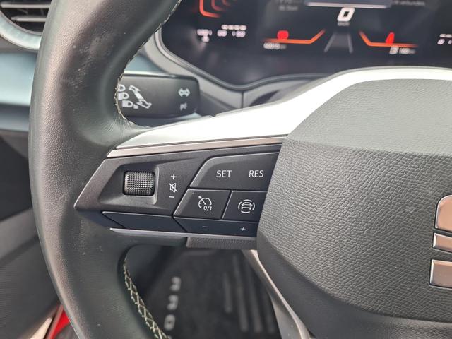 Seat Arona Xperience 1.0TSI DAB LED FullLink ParkLenk 