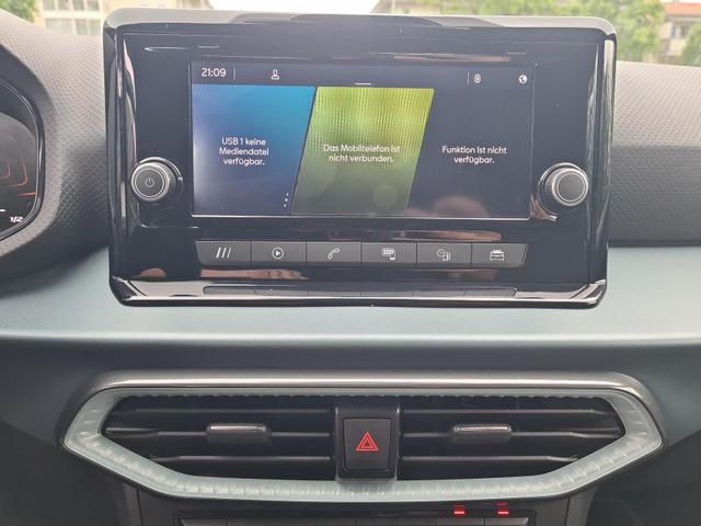 Seat Arona Xperience 1.0TSI DAB LED FullLink ParkLenk 