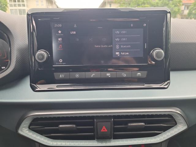 Seat Arona Xperience 1.0TSI DAB LED FullLink ParkLenk 