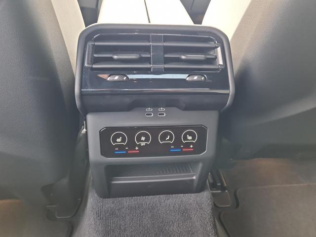 BMW M5 Basis Lim. AHK M Drive FFC DrivAssistPro ParkPro 