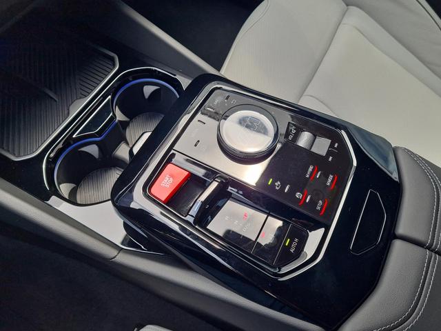 BMW M5 Basis Lim. AHK M Drive FFC DrivAssistPro ParkPro 