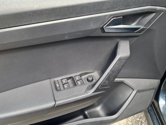 Seat Arona Style 1.0 TSI LED Navi FullLInk PDC 