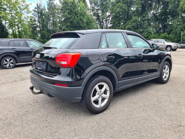 Audi Q2 Basis 1.4 TFSI DSG AHK Alu GRA Kamera eleHeckkl. 