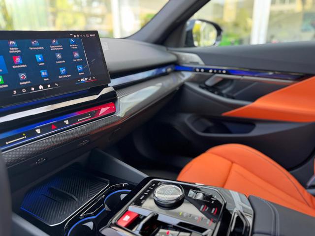 BMW M5 Basis Touring DrivAssistPro Compound ParkPro FFC 