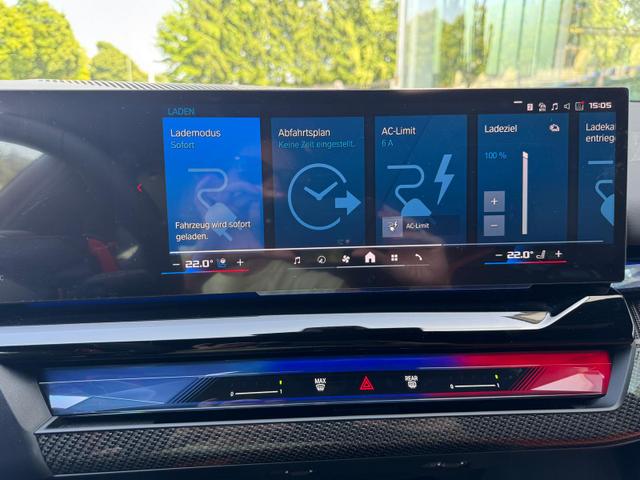 BMW M5 Basis Touring DrivAssistPro Compound ParkPro FFC 
