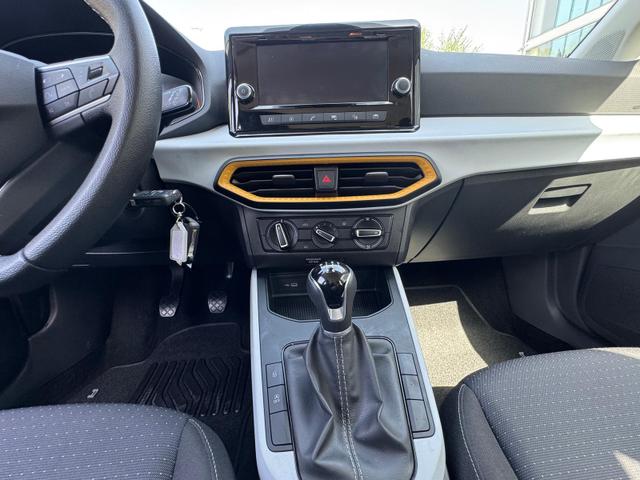 Seat Arona Style 1.0 TSI LED DAB GRA ALU 