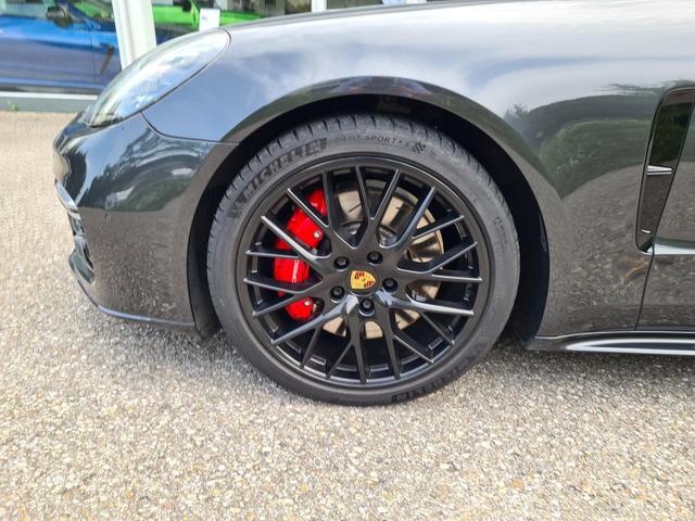 Porsche Panamera GTS HeadUp Pano BOSE SoftClose 