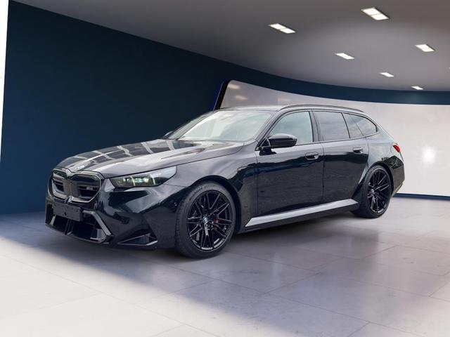 BMW M5 - Basis Touring DrivAssistPro Compound ParkPro FFC