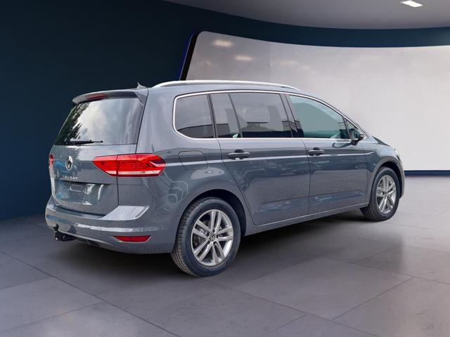 Volkswagen Touran Comfortline BMT/Start-Stopp 1.5 TSI DSG Comf. AHK Navi StHeiz KiSitze 