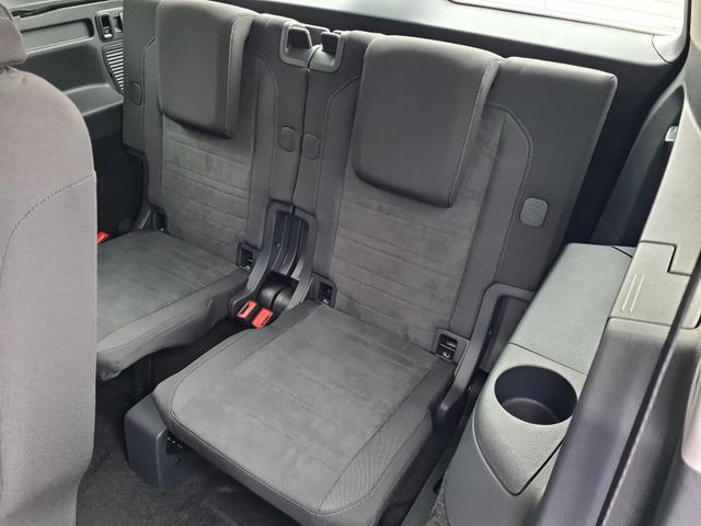 Volkswagen Touran Comfortline BMT/Start-Stopp 1.5 TSI DSG Comf. AHK Navi StHeiz KiSitze 