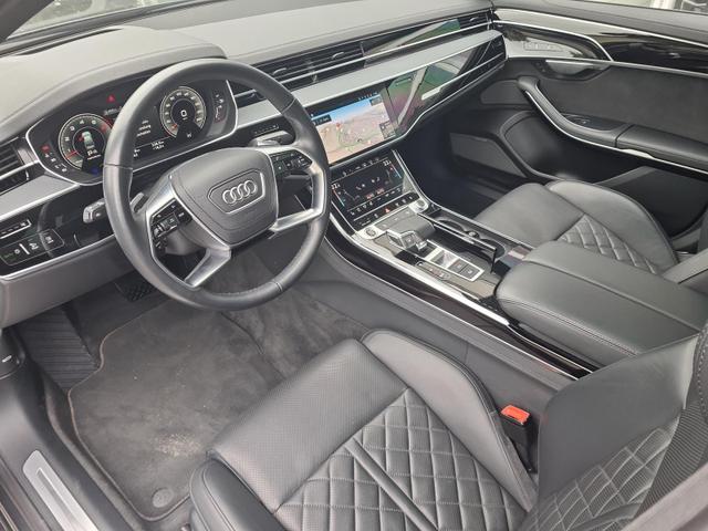 Audi A8 55 TFSI quattro AHK NightVision B&O StHeiz 
