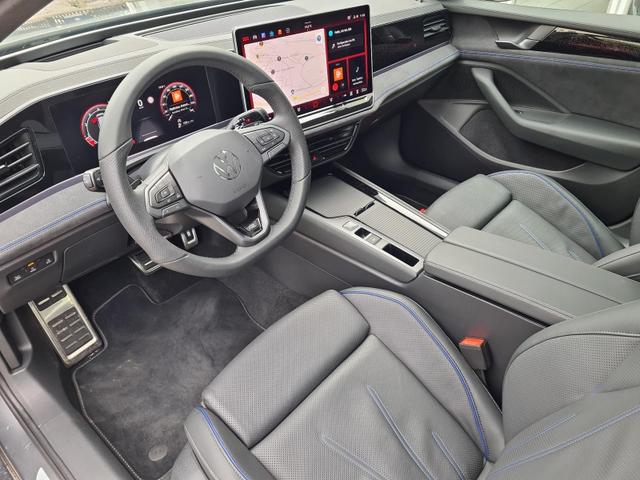 Volkswagen Passat Alltrack 2.0 TSI 195 kW 4Motion R-Line Signature DCCpro AHK H&K 