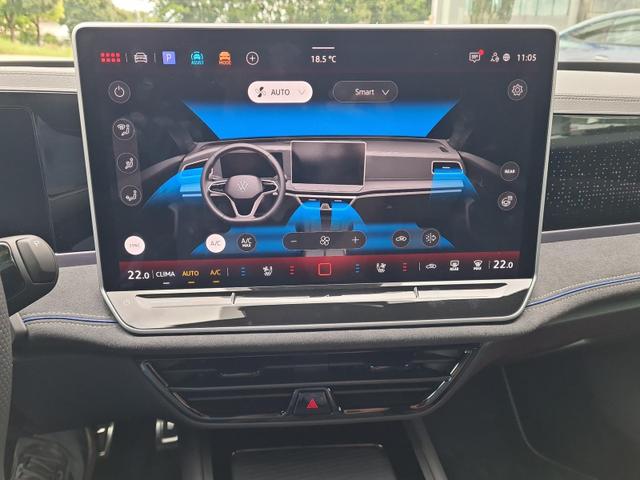 Volkswagen Passat Alltrack 2.0 TSI 195 kW 4Motion R-Line Signature DCCpro AHK H&K 