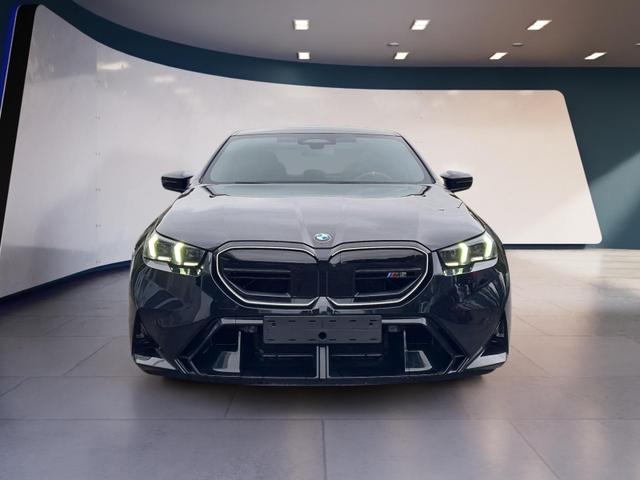 BMW M5 - Basis Lim. DrivAssistPro Comfort FastCharge ParkPro