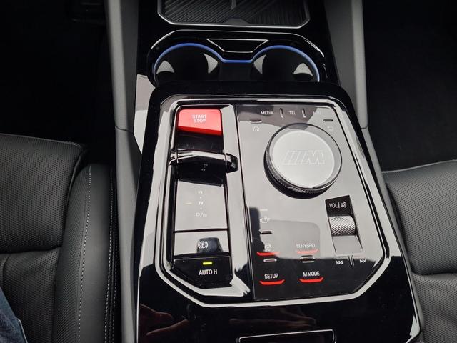 BMW M5 Basis Lim. DrivAssistPro Comfort FastCharge ParkPro 