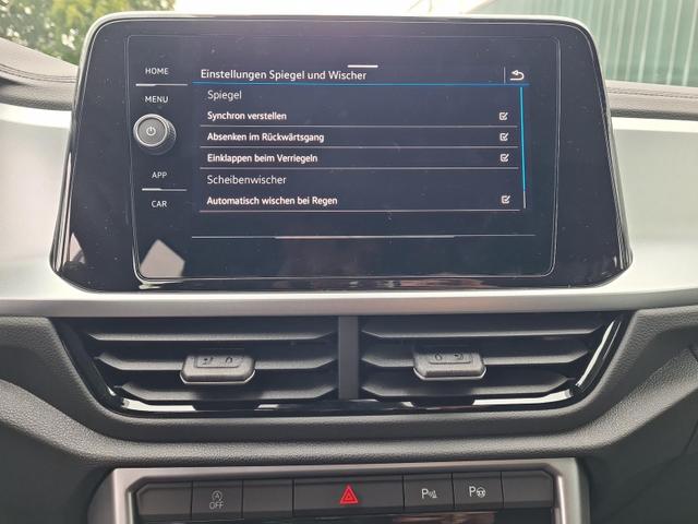 Volkswagen T-Roc Life 1.5 TSI DSG ACC APP Klimaauto SHZ PDC 