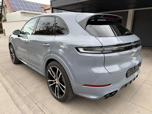 Porsche Cayenne GTS 4.0 AHK Bose PASM PDLS+ Sitzklima 
