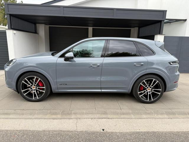 Porsche Cayenne GTS 4.0 AHK Bose PASM PDLS+ Sitzklima 