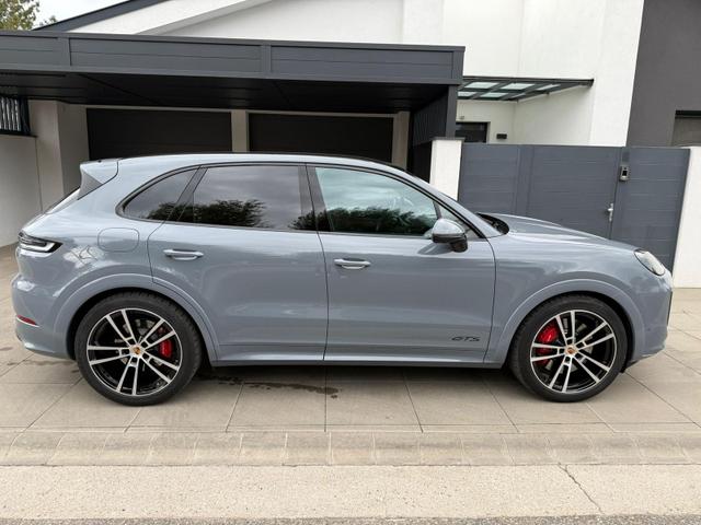 Porsche Cayenne GTS 4.0 AHK Bose PASM PDLS+ Sitzklima 