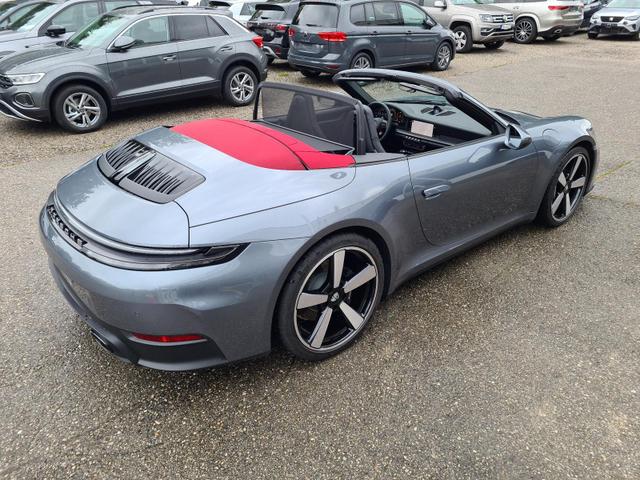 Porsche 911 Cabriolet Carrera 992 BOSE SportAbgas 