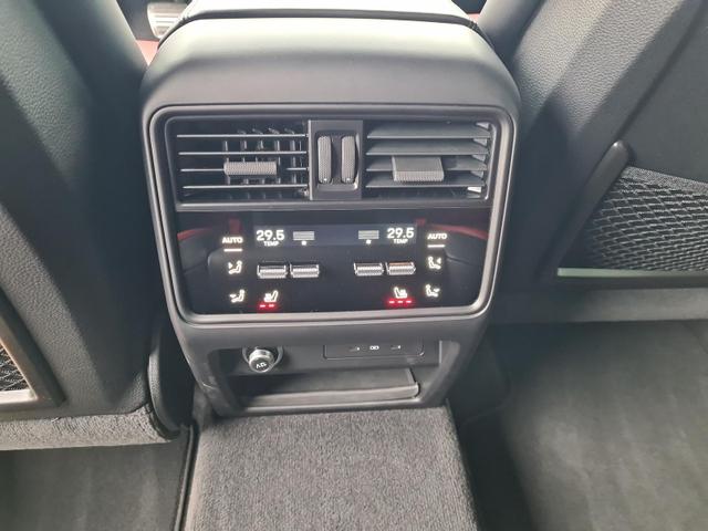 Porsche Cayenne GTS 4.0 AHK Bose PASM PDLS+ Sitzklima 