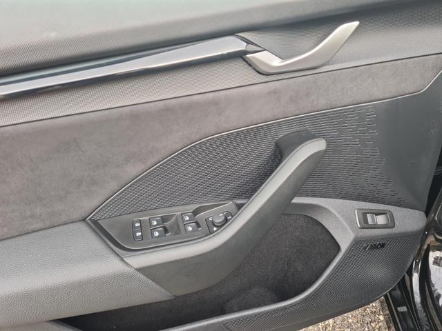 Skoda Octavia Combi 2.0 TSI 195 kW RS WinterPlus Pano Canton 360°Cam HeadUp 