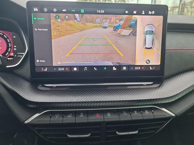 Skoda Octavia Combi 2.0 TSI 195 kW RS WinterPlus Pano Canton 360°Cam HeadUp 