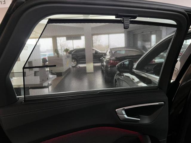 Audi A5 Avant TFSI quattro 150 kW 40 S-tronic S-Line Navi 20" 