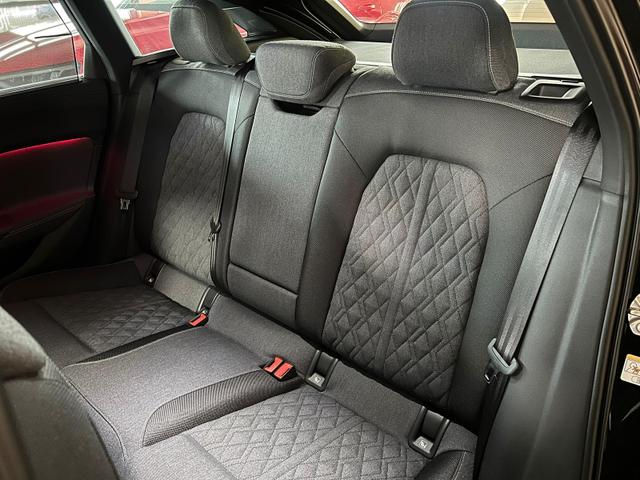 Audi A5 Avant TFSI quattro 150 kW 40 S-tronic S-Line Navi 20" 