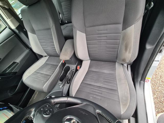 Toyota Auris Touring Sports Hybrid Team D 