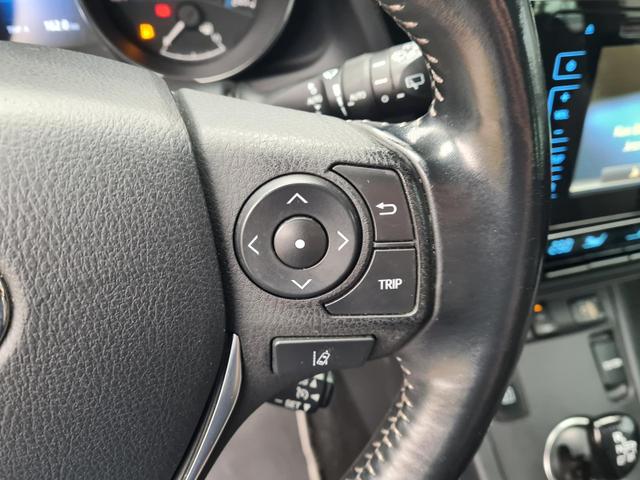 Toyota Auris Touring Sports Hybrid Team D 