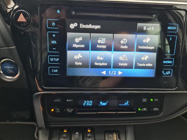 Toyota Auris Touring Sports Hybrid Team D 