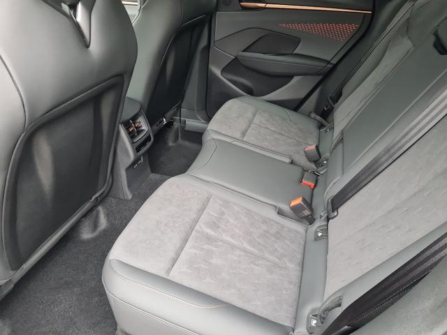 Cupra Terramar 1.5 eTSI 110 kW TSI DSG IntelligentDriveXL+EDGE+AHK 