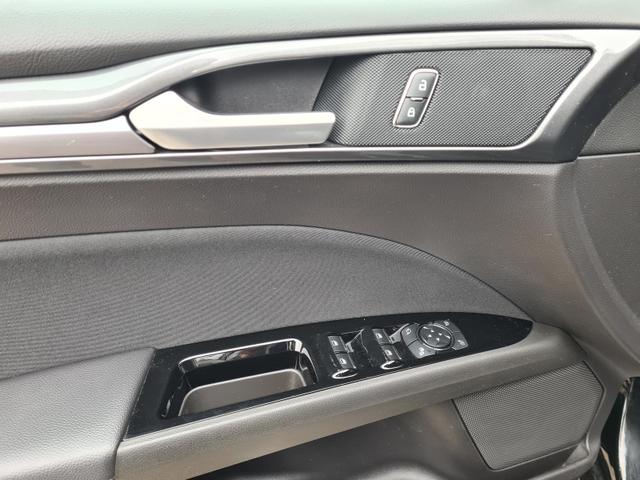 Ford Mondeo Turnier Titanium 2.0 BusinessPaket 8-fach MwSt!!! 