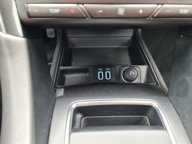 Ford Mondeo Turnier Titanium 2.0 BusinessPaket 8-fach MwSt!!! 