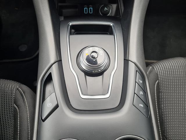 Ford Mondeo Turnier Titanium 2.0 BusinessPaket 8-fach MwSt!!! 