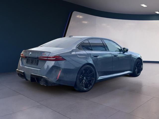 BMW M5 Basis Limousine ParkPro+DrivAssistPro+Comfort 