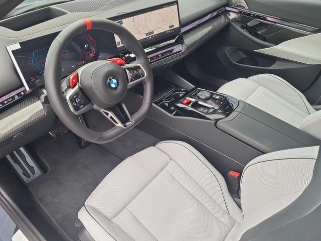 BMW M5 Basis Limousine ParkPro+DrivAssistPro+Comfort 