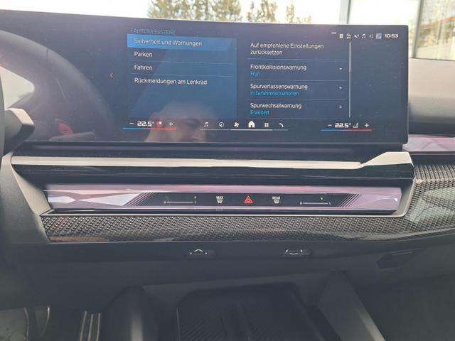 BMW M5 Basis Limousine ParkPro+DrivAssistPro+Comfort 