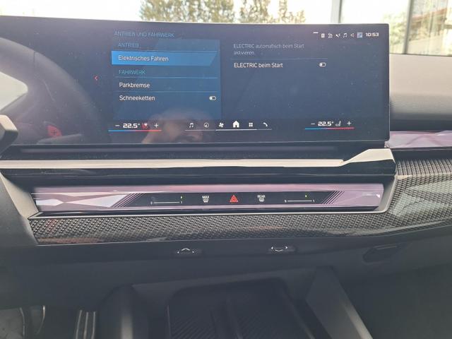 BMW M5 Basis Limousine ParkPro+DrivAssistPro+Comfort 