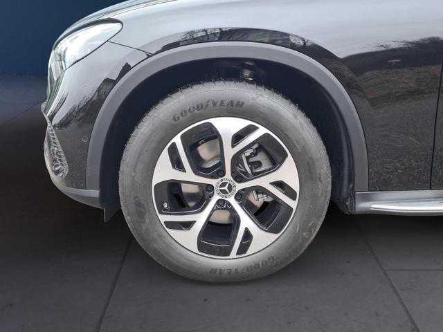 Mercedes-Benz GLC 220 d 4Matic (254.605) 220d Premium AHK Pano SitzKlima Distronic 