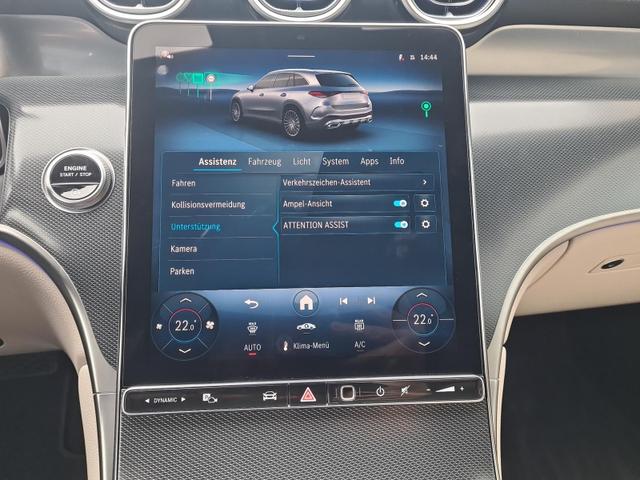 Mercedes-Benz GLC 220 d 4Matic (254.605) 220d Premium AHK Pano SitzKlima Distronic 