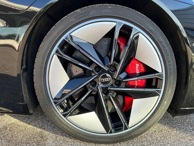 Audi e-tron GT basis quattro RS Keramik Allradlenk NightVis 