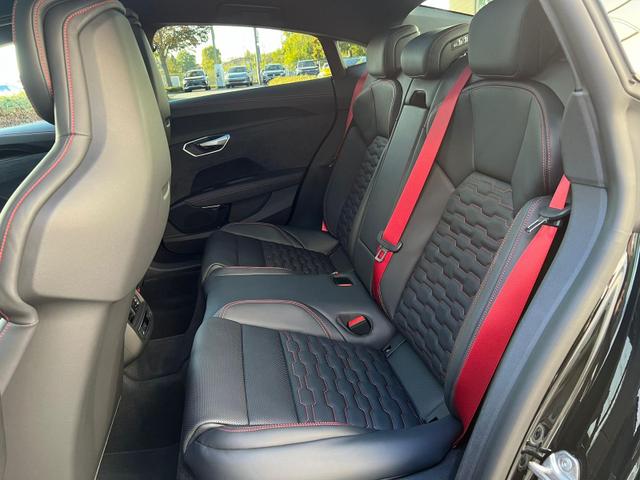 Audi e-tron GT basis quattro RS Keramik Allradlenk NightVis 