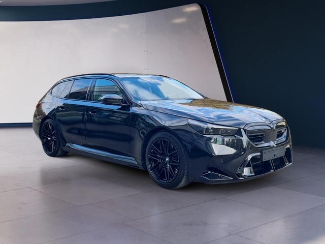 BMW M5 Basis Touring Compund+Comfort+DrivAssistPro+Pano 