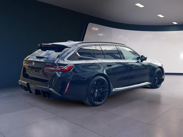 BMW M5 Basis Touring Compund+Comfort+DrivAssistPro+Pano 