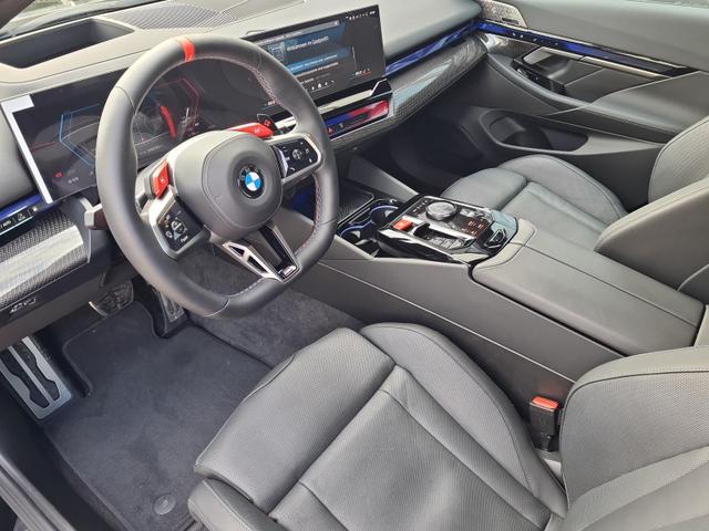 BMW M5 Basis Touring Compund+Comfort+DrivAssistPro+Pano 