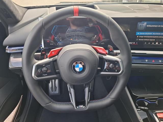 BMW M5 Basis Touring Compund+Comfort+DrivAssistPro+Pano 
